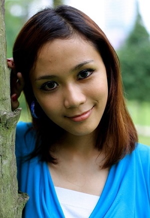http://www.lovelypandas.com/wp-content/uploads/2015/11/malaysian-beauty-girl.jpg