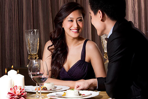 How To Date Asian Girls – 10 Advice Picking Up an Asian Girl ...